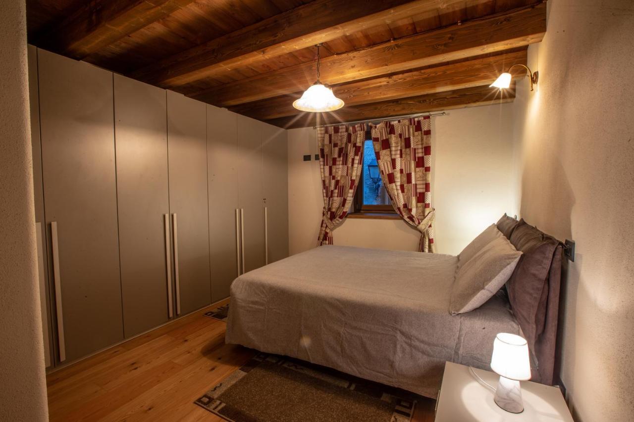 L'Atelier Du Temps - Les Greniers Appartements Аоста Экстерьер фото