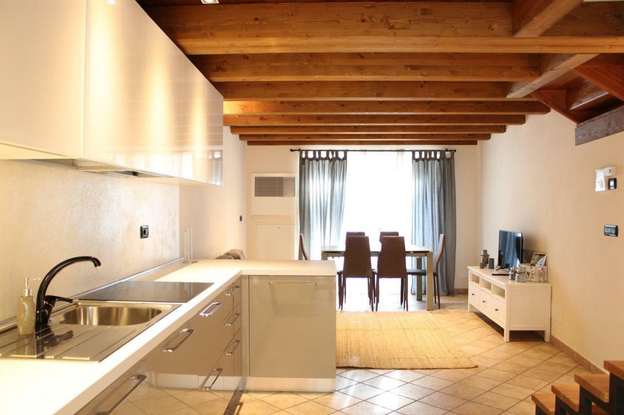 L'Atelier Du Temps - Les Greniers Appartements Аоста Экстерьер фото
